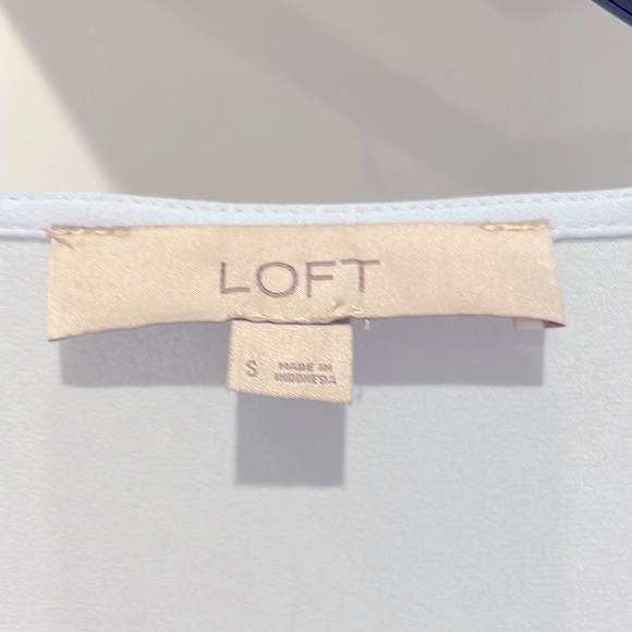 LOFT Small Flare Sleeve Vneck Pale Sky Blue Boho Blouse - Picture 4 of 6